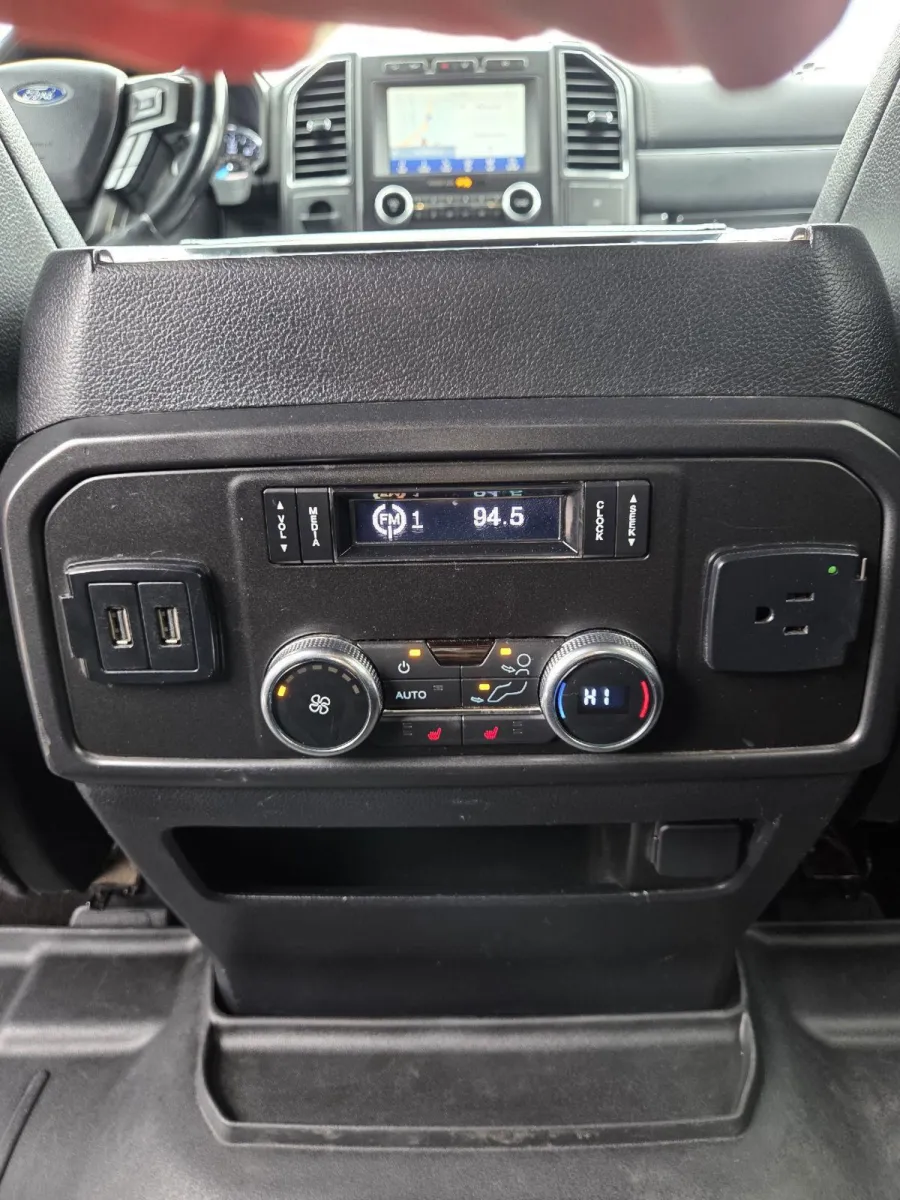 Ford Expedition photo 18