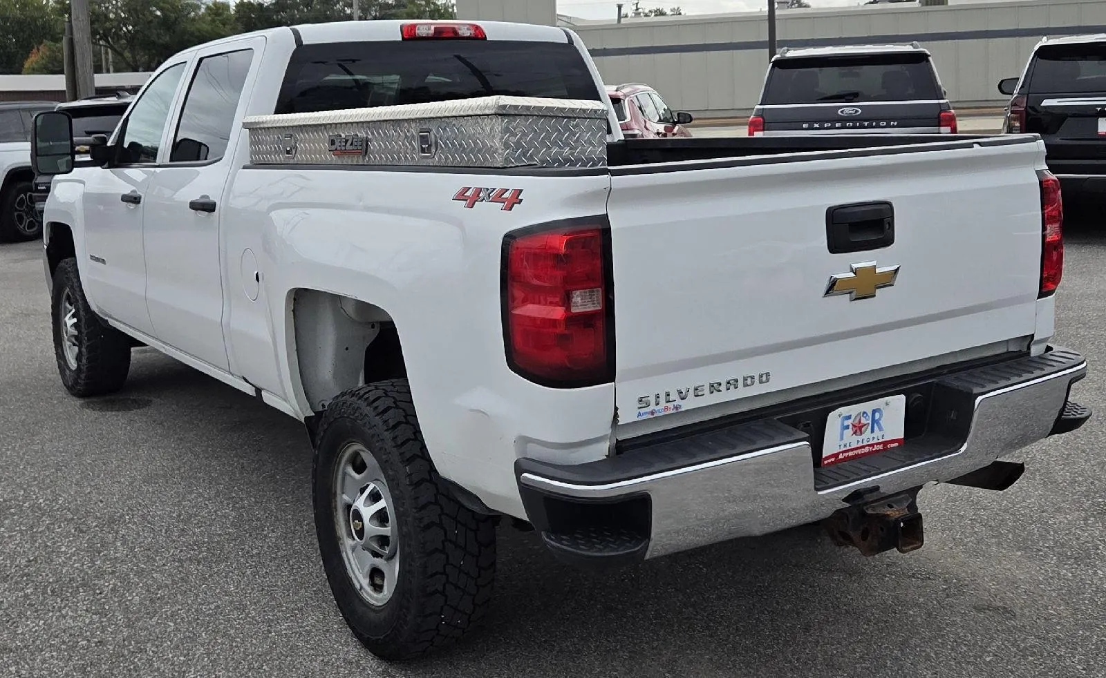 Chevrolet Silverado photo 7