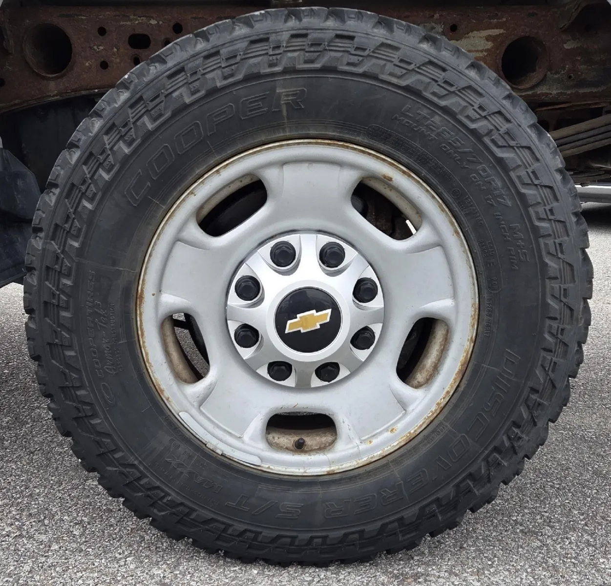 Chevrolet Silverado photo 10