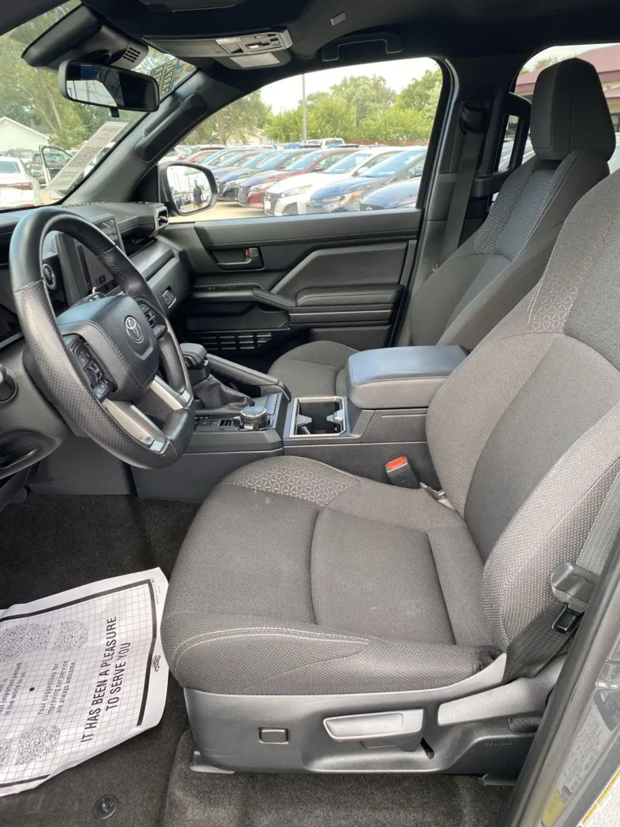 Toyota 4Runner photo 14