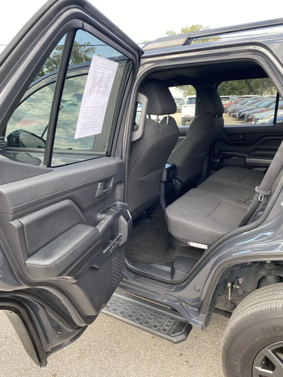 Toyota 4Runner photo 16