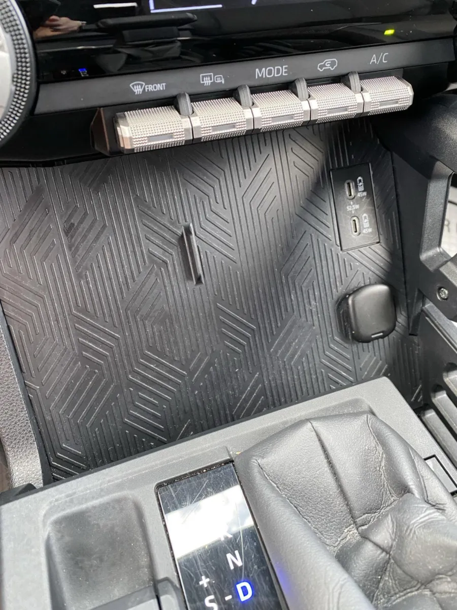 Toyota 4Runner photo 24