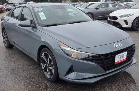 Photos of 2023 Hyundai Elantra SEL for sale in Des Moines, IA at Capital City Motor Company