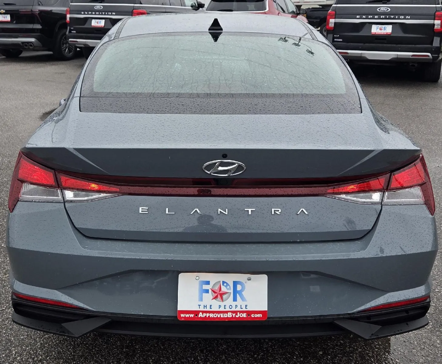 Hyundai Elantra photo 9