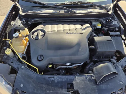 More photos of 2013 Dodge Avenger SXT at Capital City Motor Company, IA