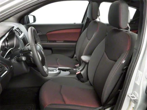 More photos of 2013 Dodge Avenger SXT at Capital City Motor Company, IA