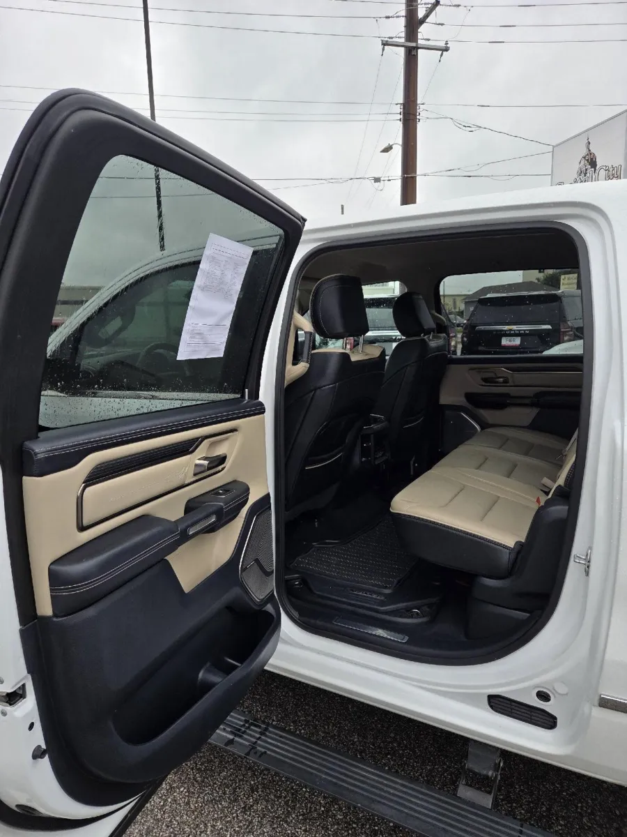 Ram 1500 photo 14