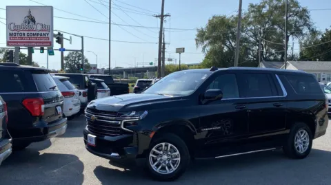 Black 2024 Chevrolet Suburban LT for sale in Des Moines, IA