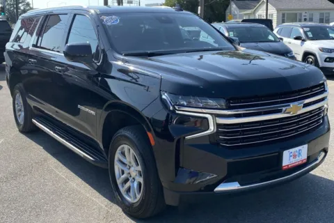 Photos of 2024 Chevrolet Suburban LT for sale in Des Moines, IA at Capital City Motor Company