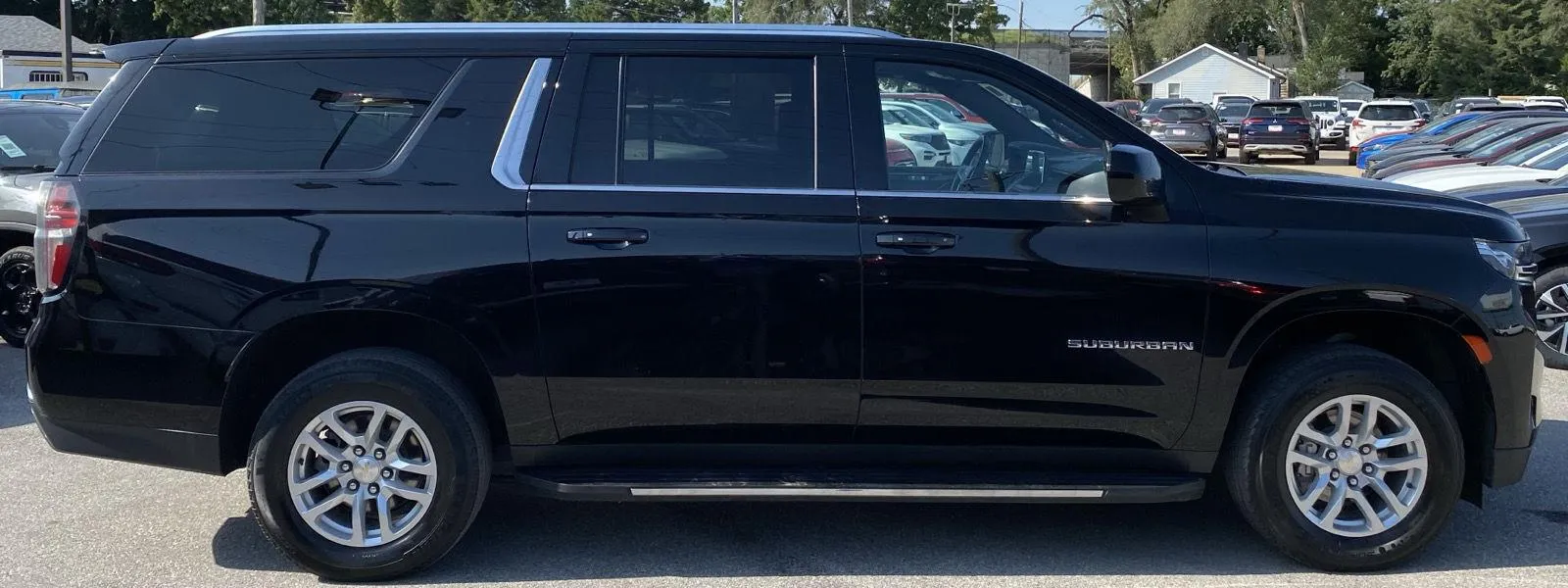 Chevrolet Suburban photo 6