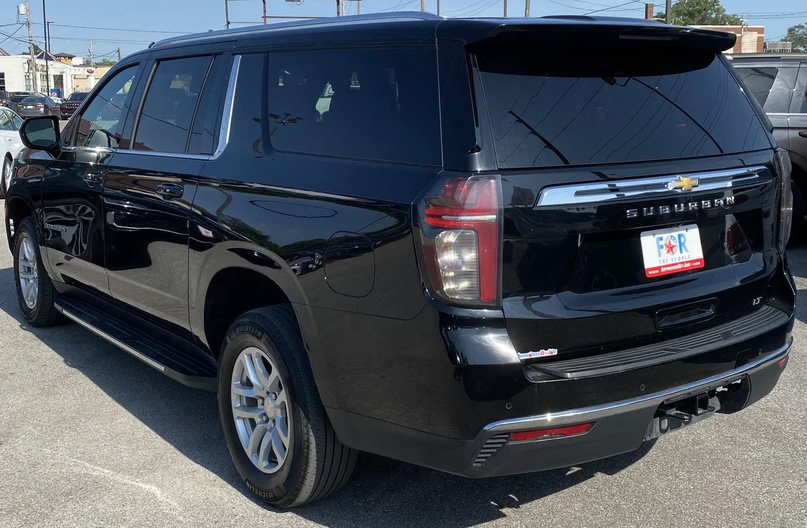 Chevrolet Suburban photo 7