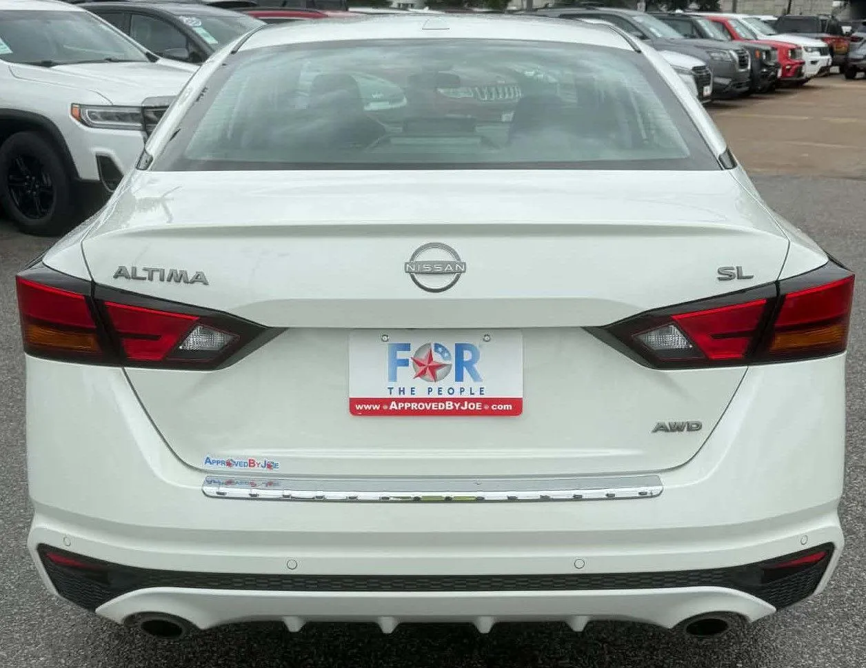 Nissan Altima photo 9