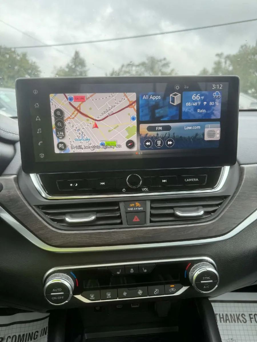 Nissan Altima photo 19