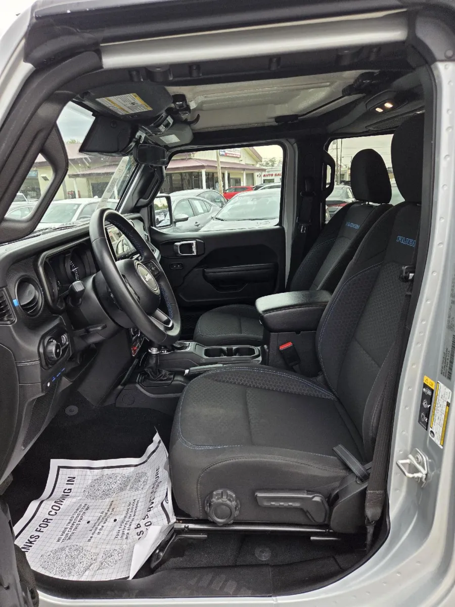 2024 Jeep Wrangler 4xe Rubicon photo 14