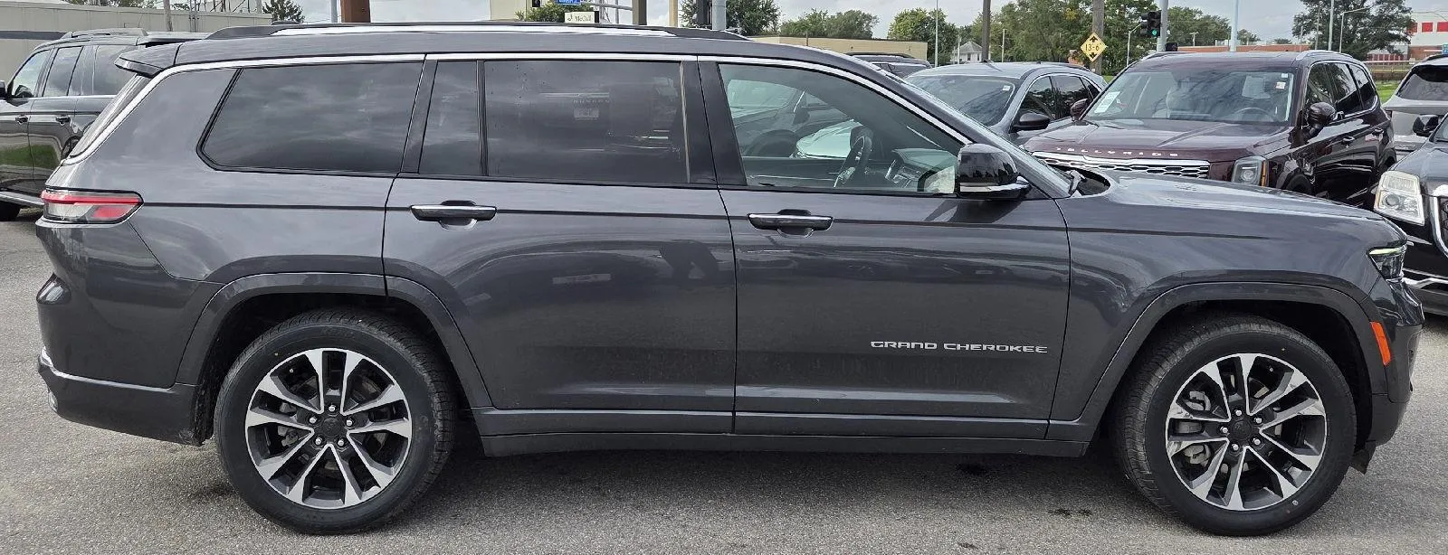 Jeep Grand Cherokee L photo 6