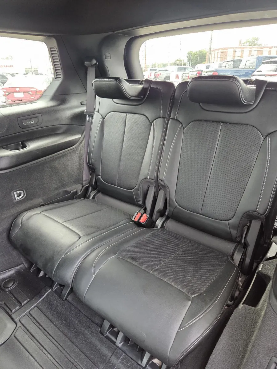 Jeep Grand Cherokee L photo 18