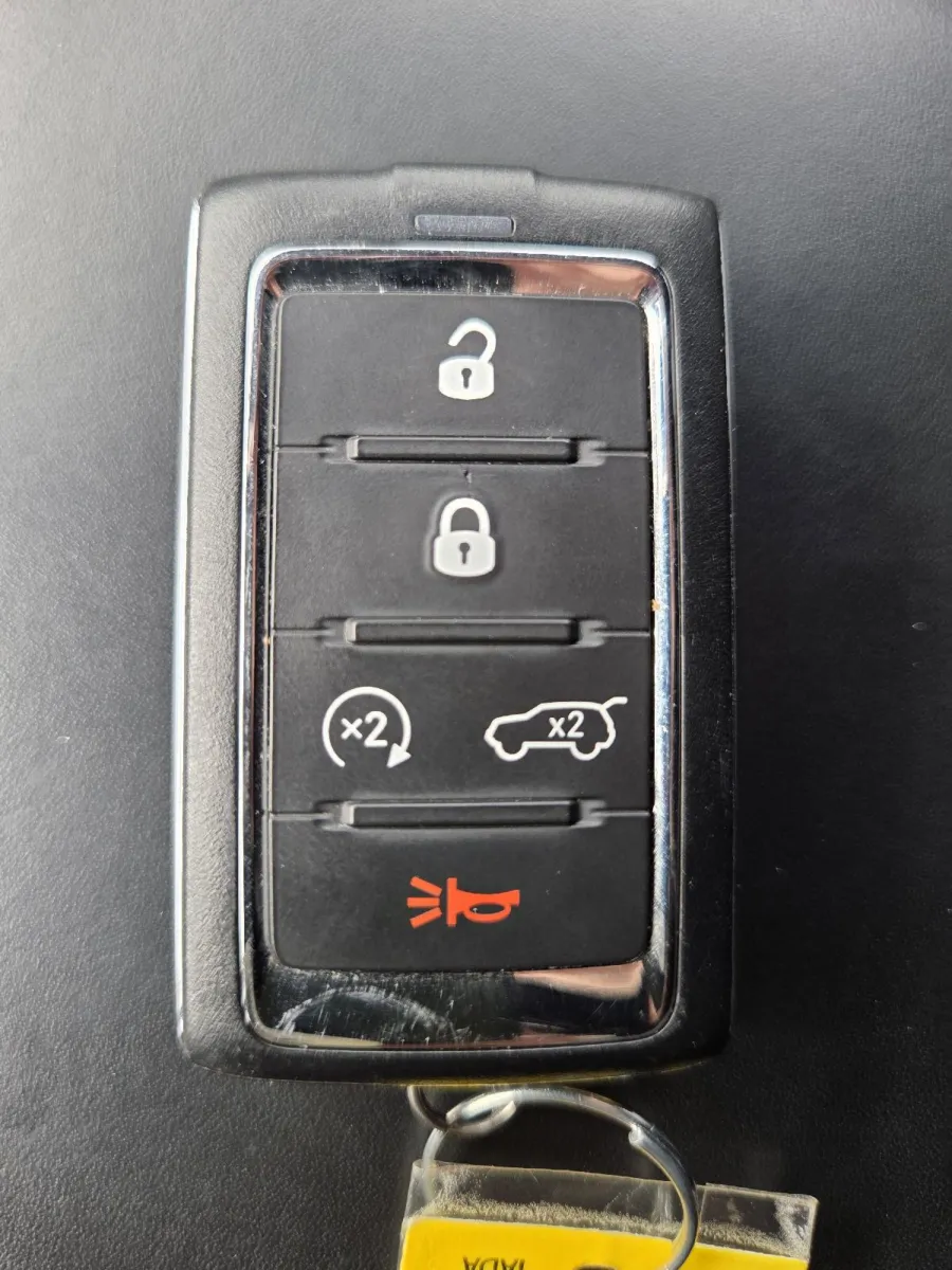 Jeep Grand Cherokee L photo 31