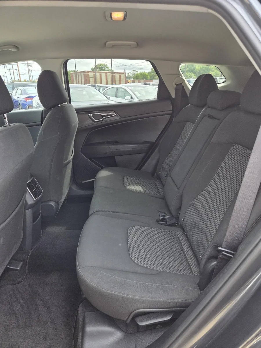 Kia Sportage photo 16
