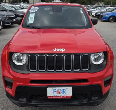 Another view of 2023 Jeep Renegade Latitude for sale in Des Moines, IA at Capital City Motor Company