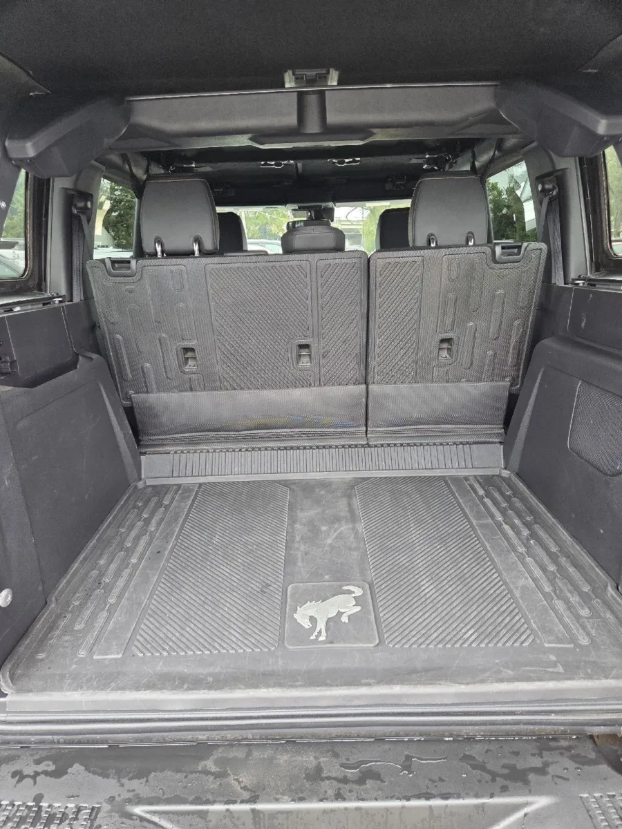 Ford Bronco photo 11