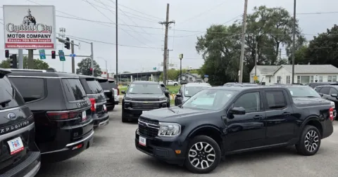 Blue 2023 Ford Maverick LARIAT for sale in Des Moines, IA