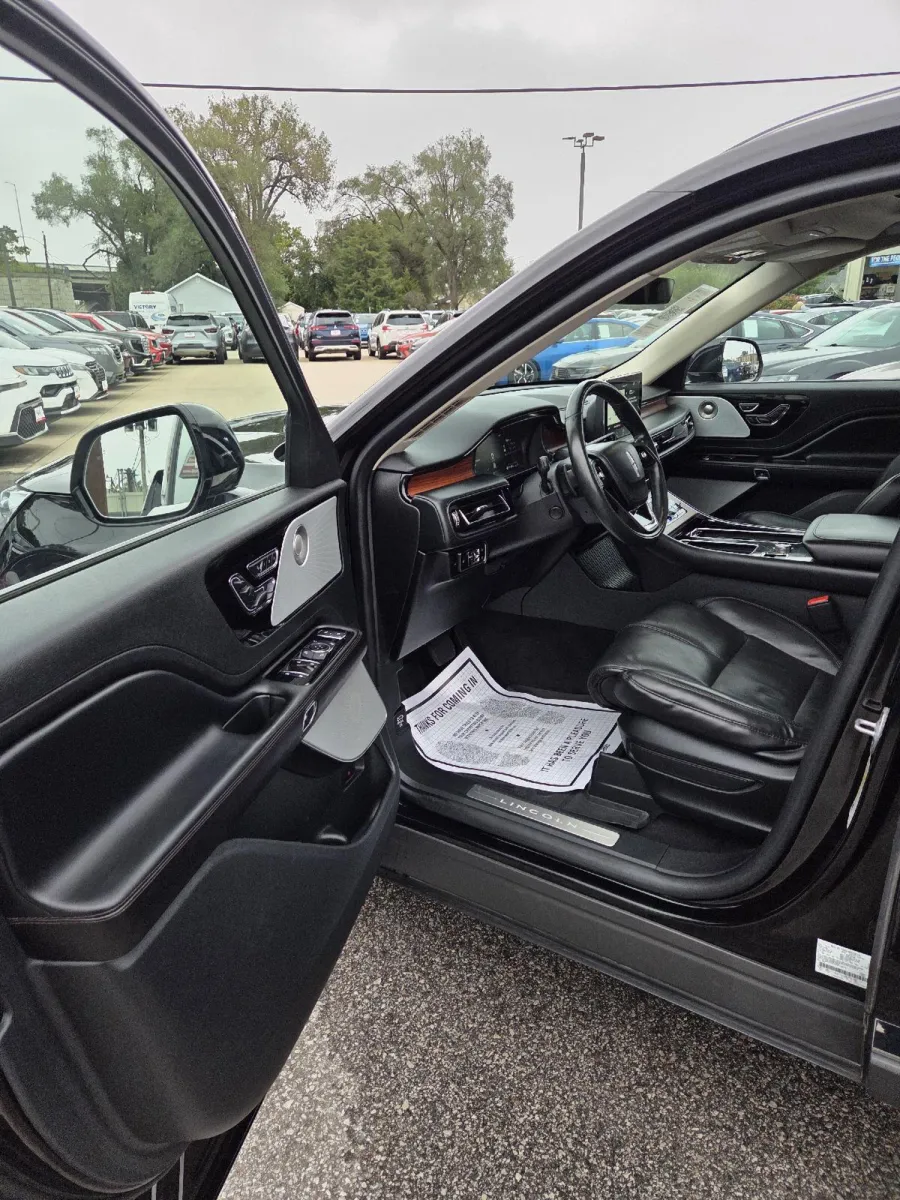 Lincoln Aviator photo 12