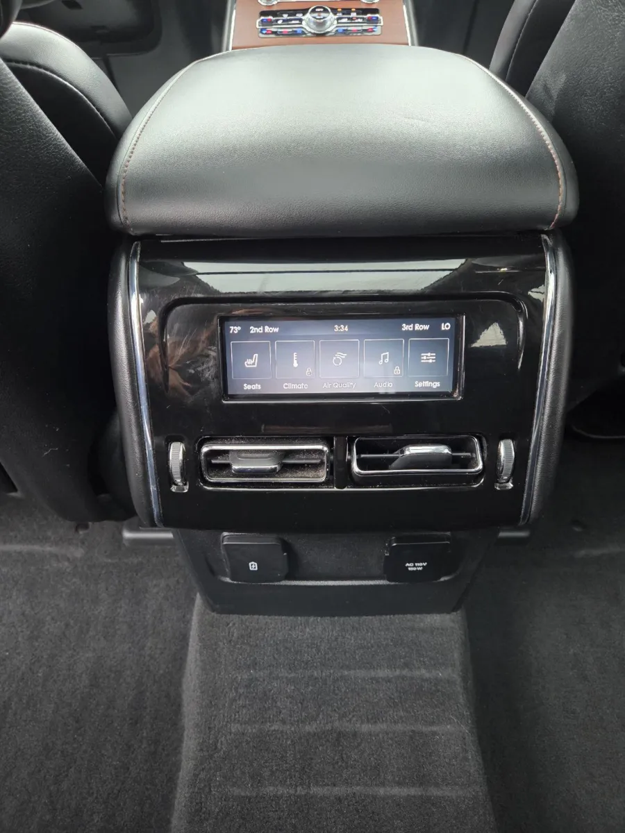 Lincoln Aviator photo 18