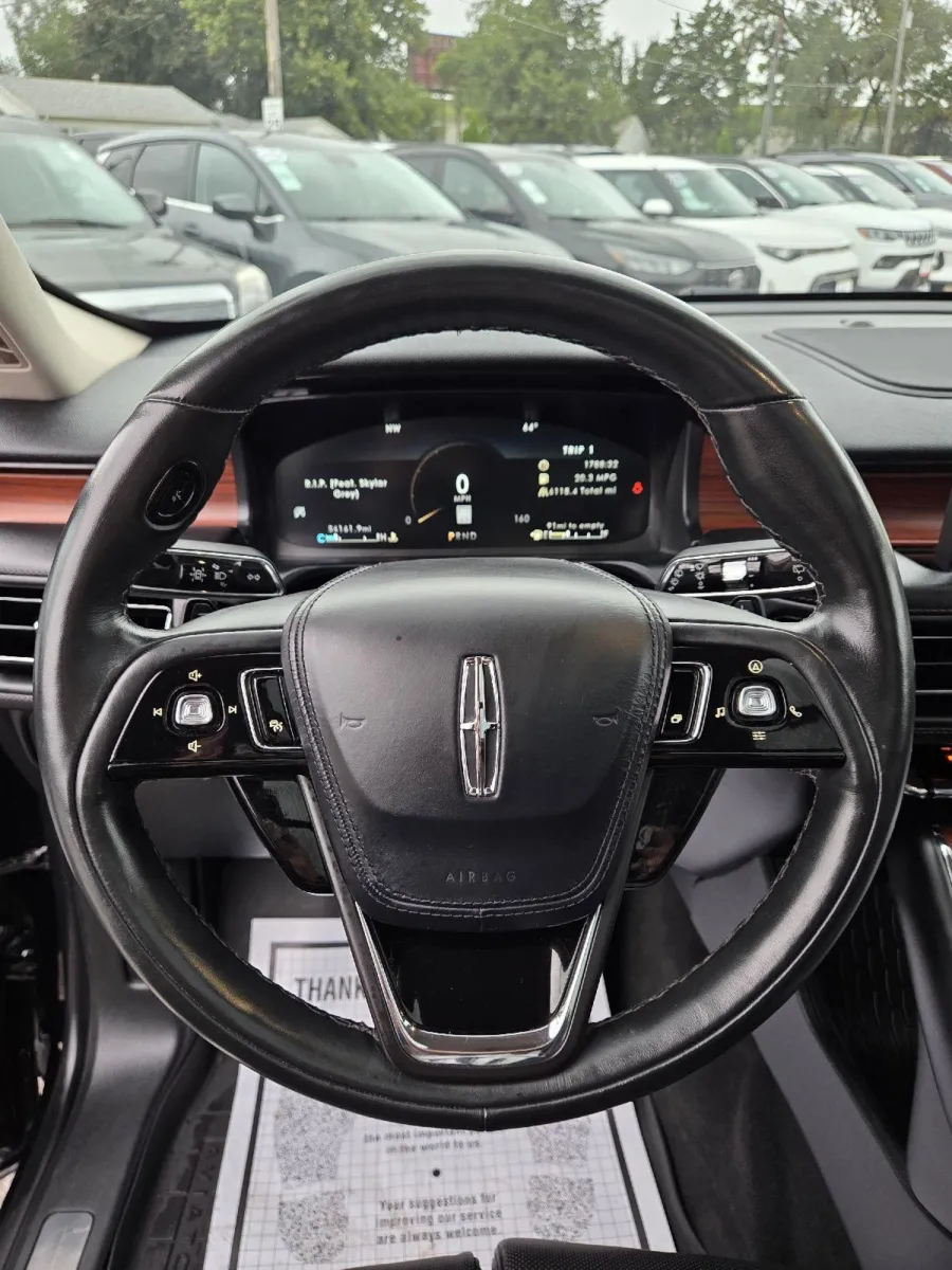 Lincoln Aviator photo 22