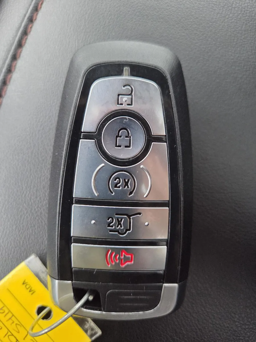Lincoln Aviator photo 31