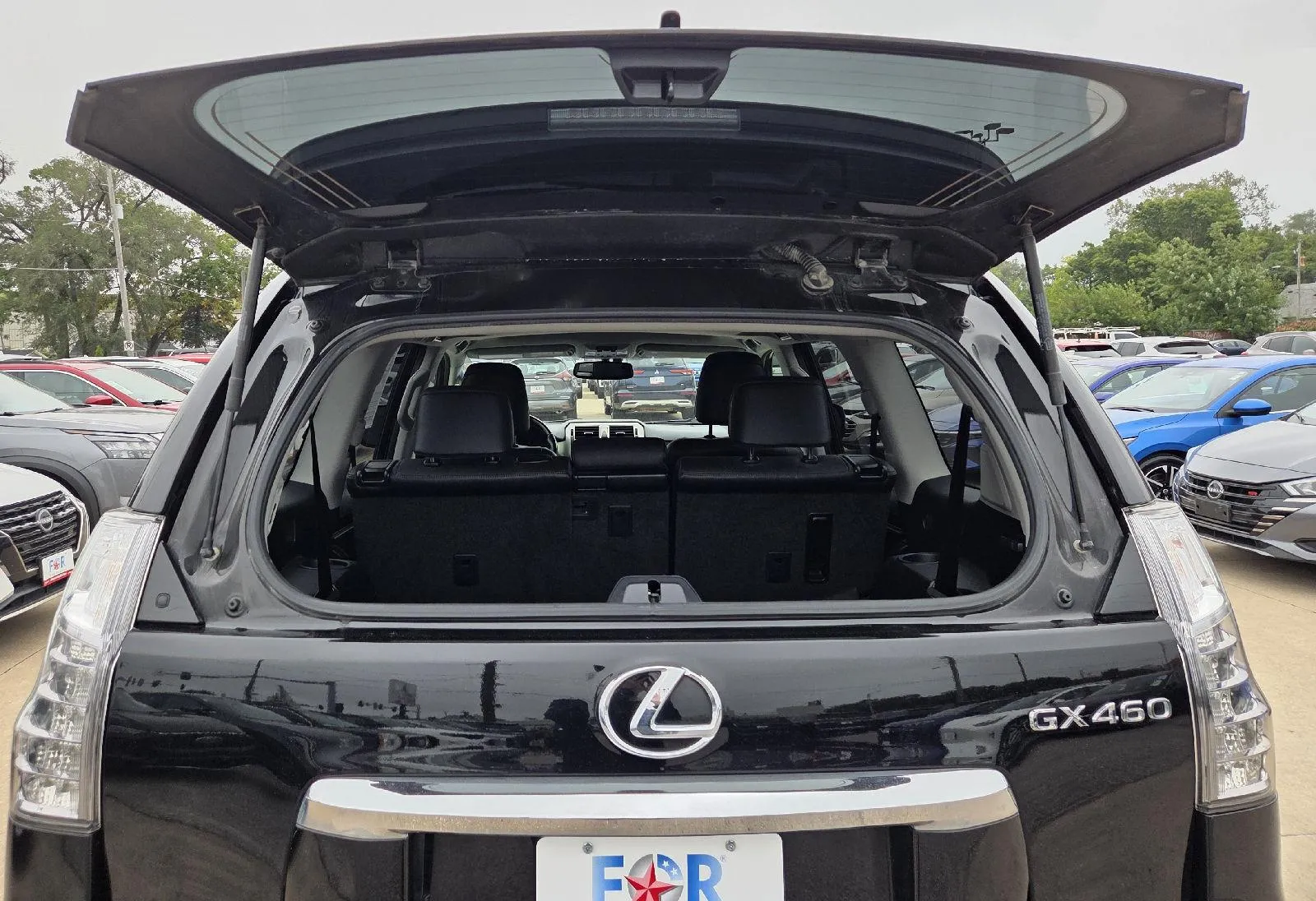 Lexus GX photo 12