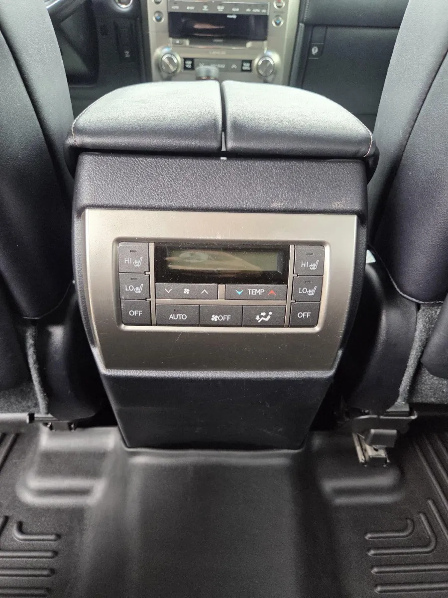 Lexus GX photo 18