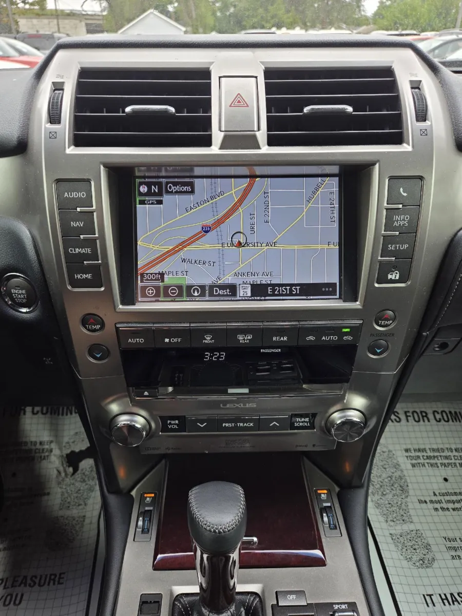 Lexus GX photo 22