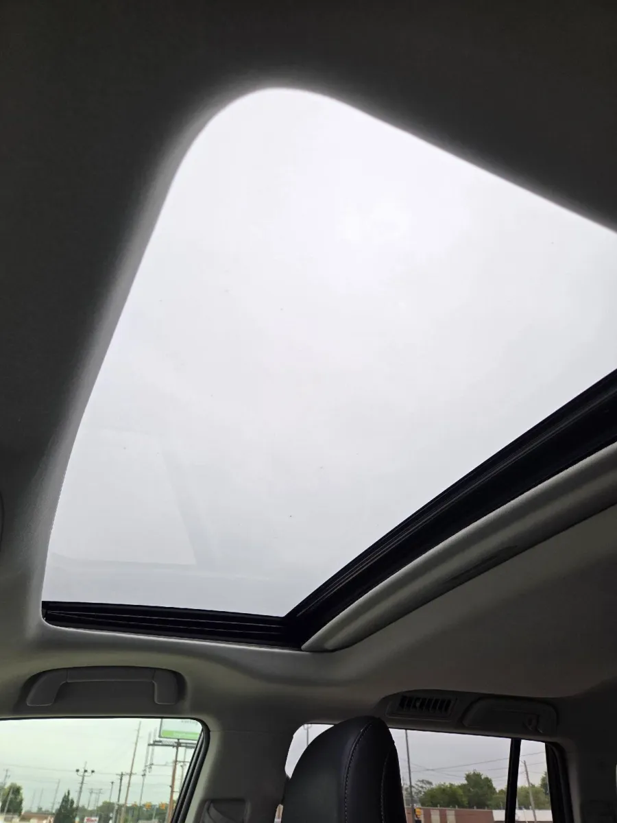 Lexus GX photo 26