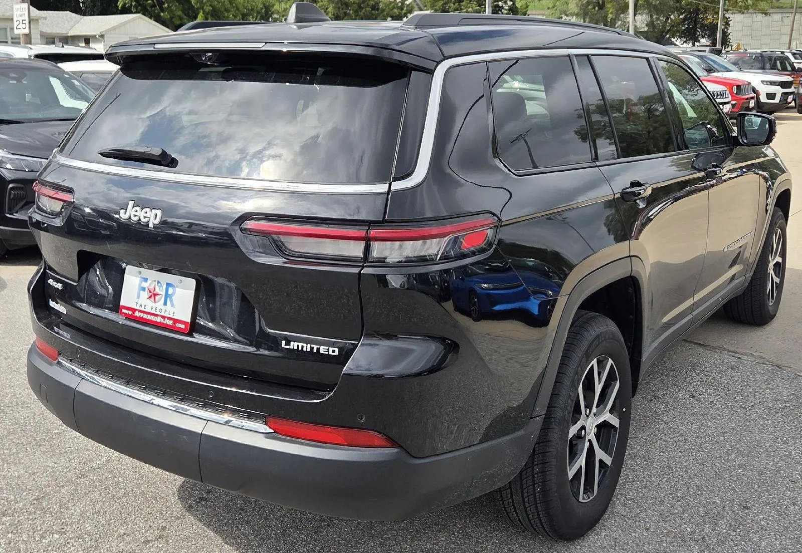 Jeep Grand Cherokee L photo 7