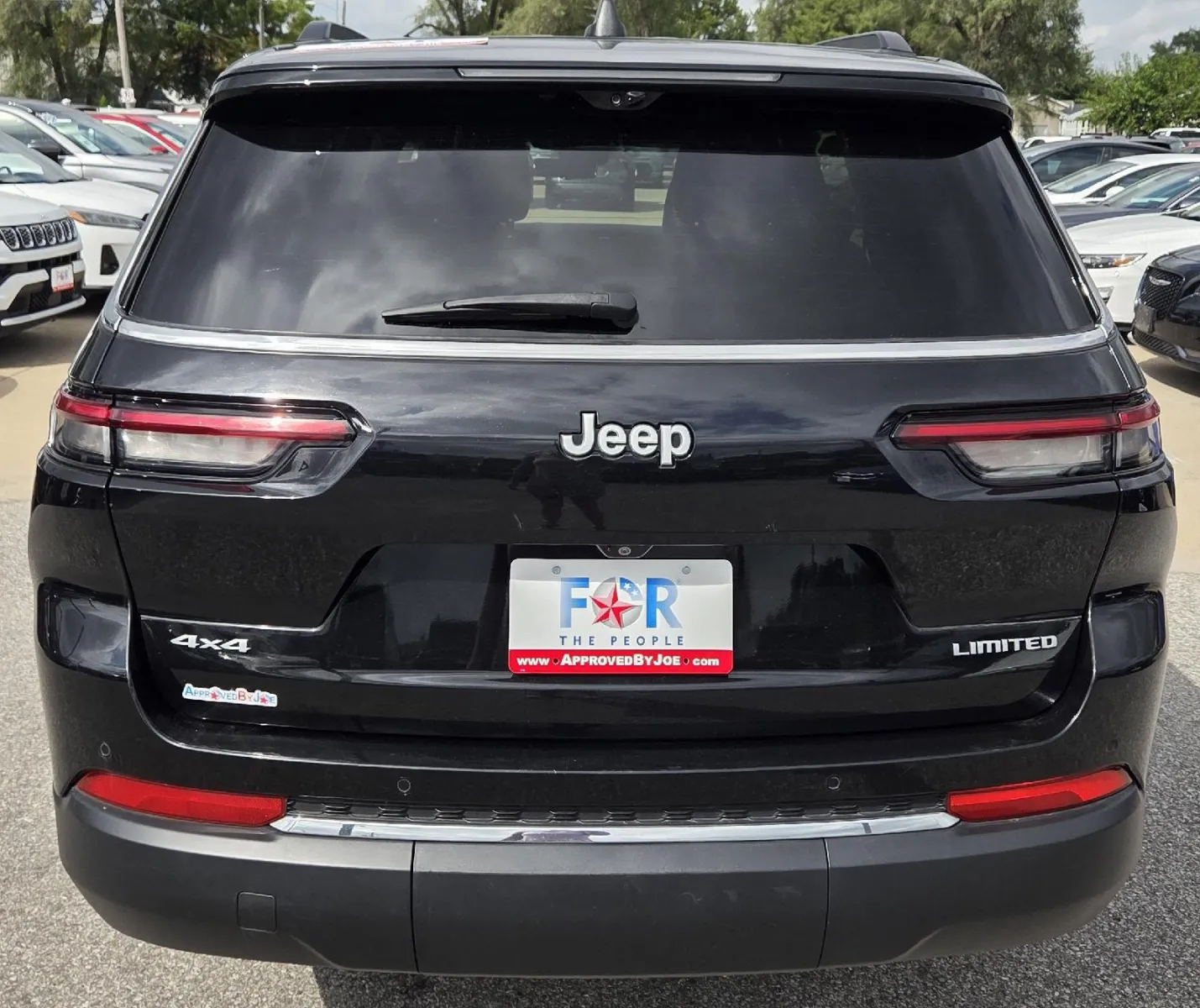 Jeep Grand Cherokee L photo 9