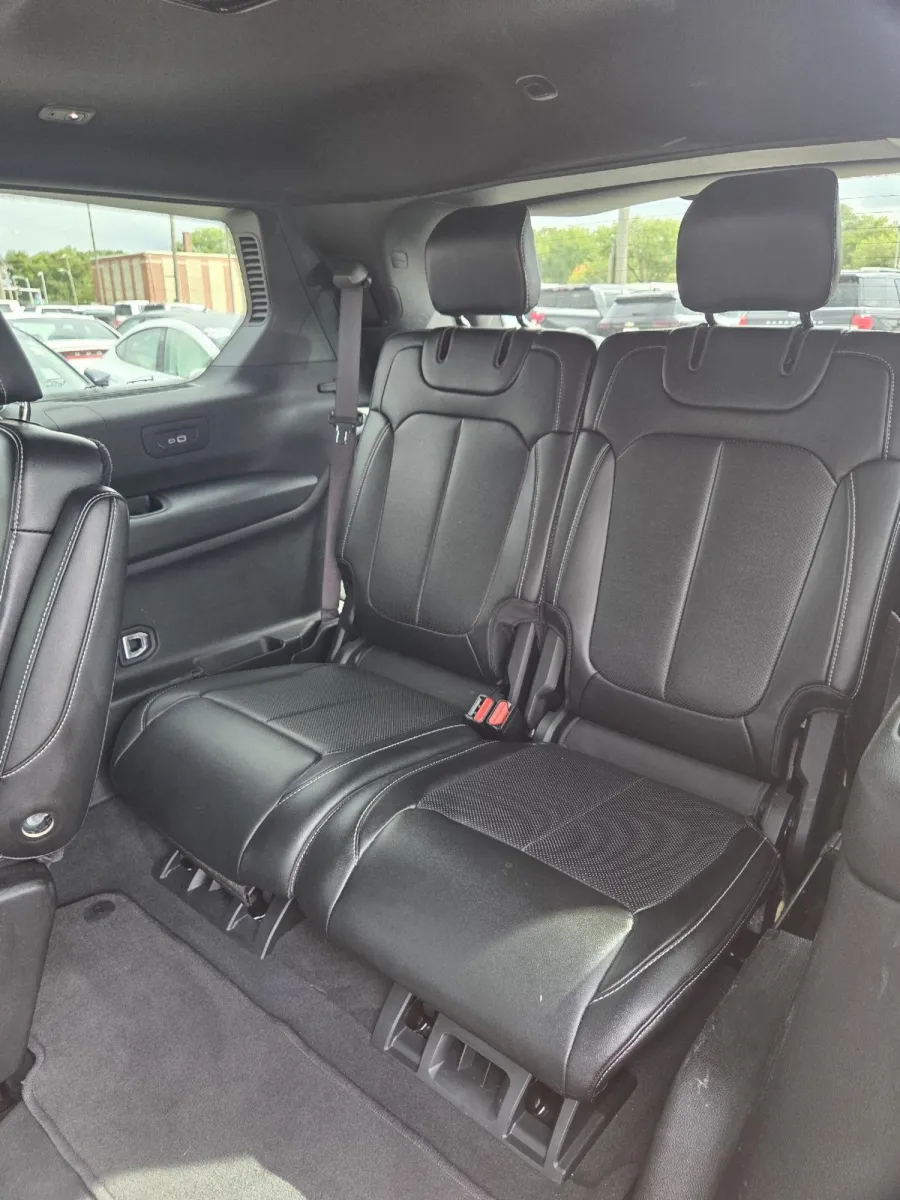 Jeep Grand Cherokee L photo 17