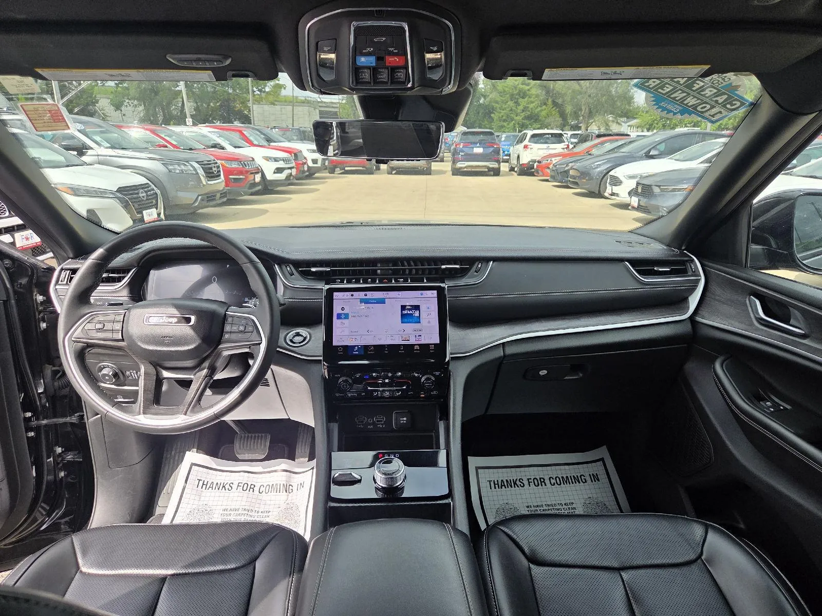 Jeep Grand Cherokee L photo 18