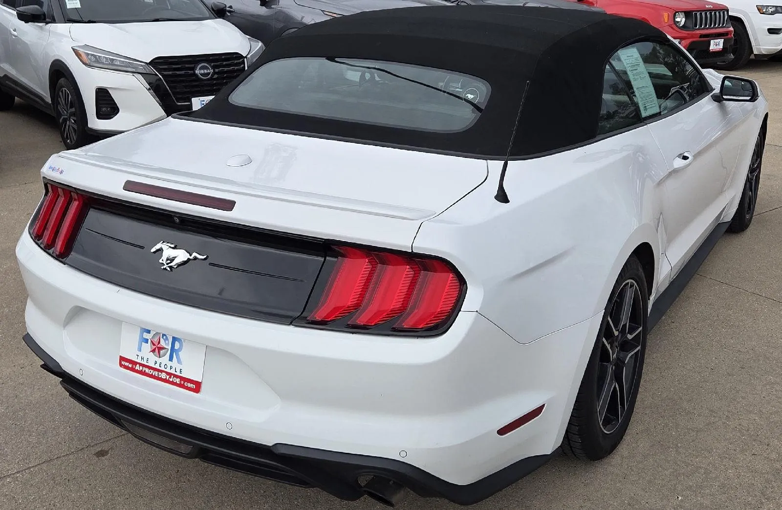 2020 Ford Mustang EcoBoost Premium photo 8
