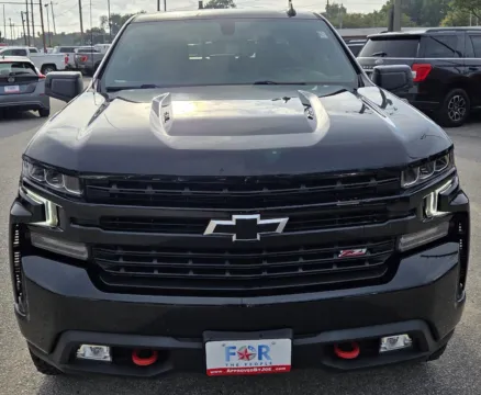 Another view of 2021 Chevrolet Silverado 1500 LT Trail Boss for sale in Des Moines, IA at Capital City Motor Company