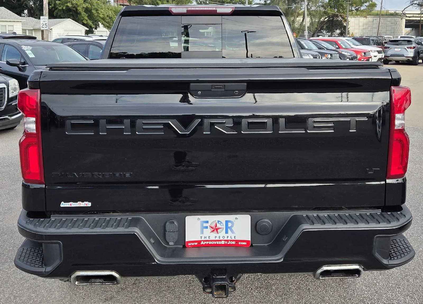 Chevrolet Silverado photo 9