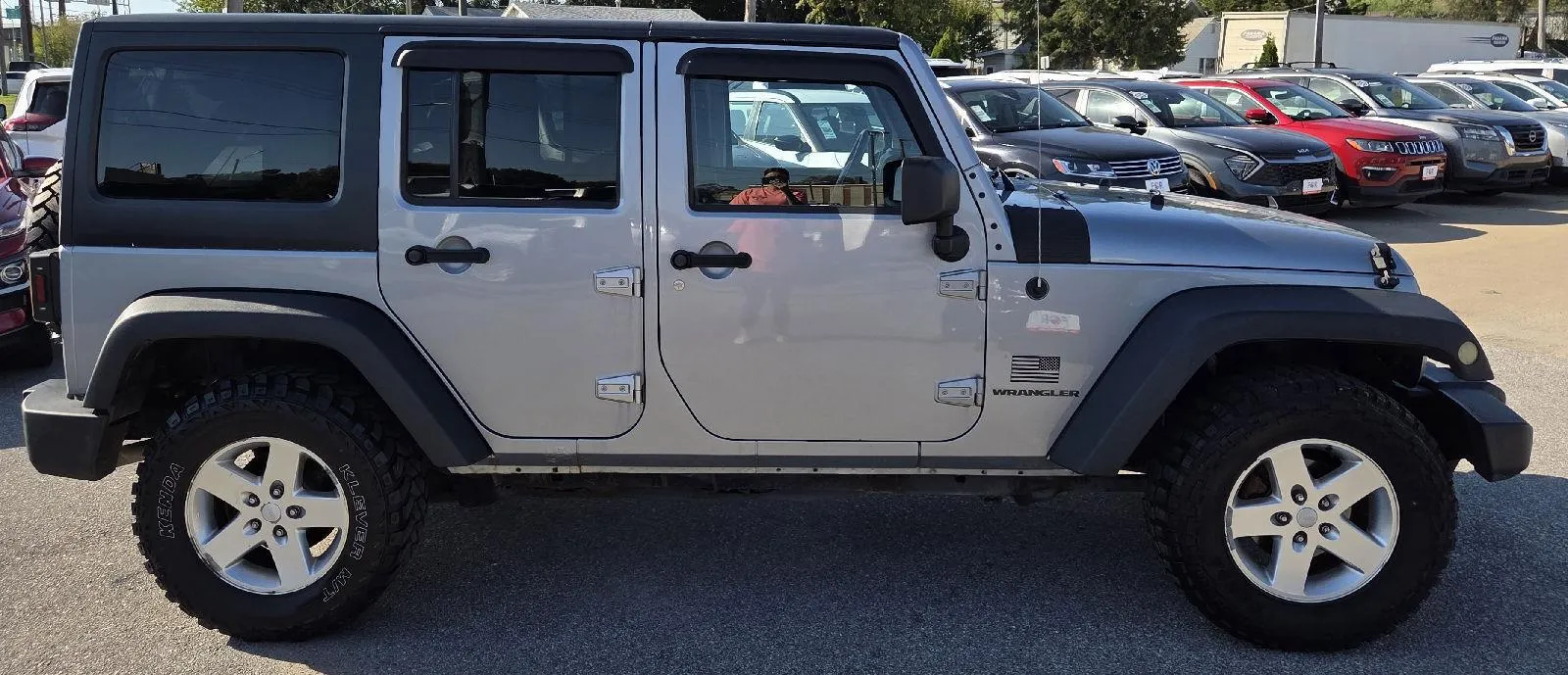 Jeep Wrangler photo 6