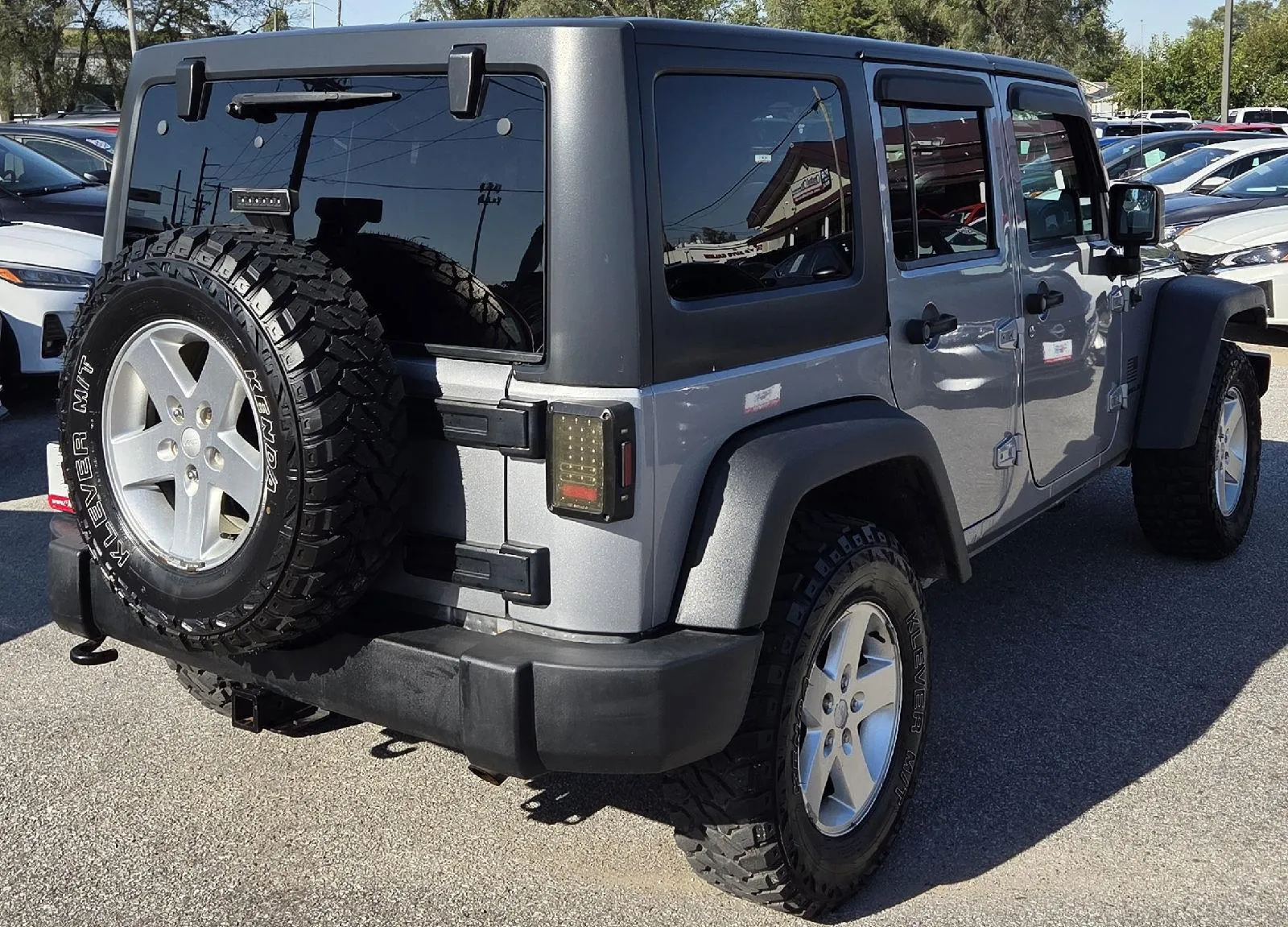 Jeep Wrangler photo 8