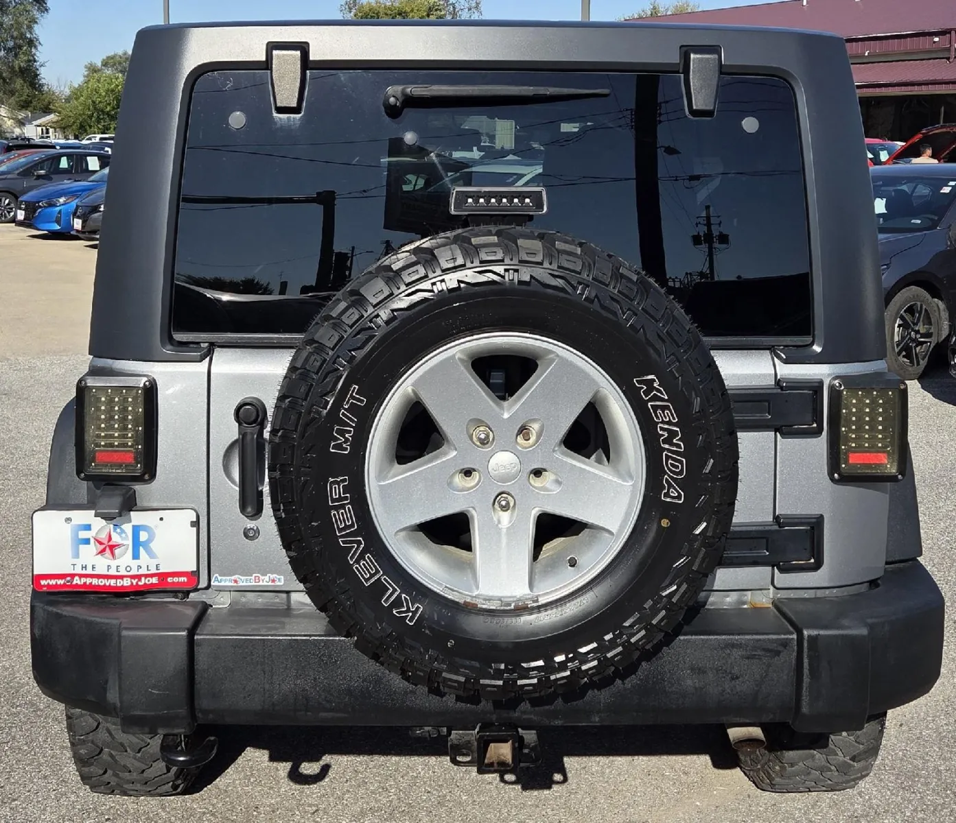 Jeep Wrangler photo 9