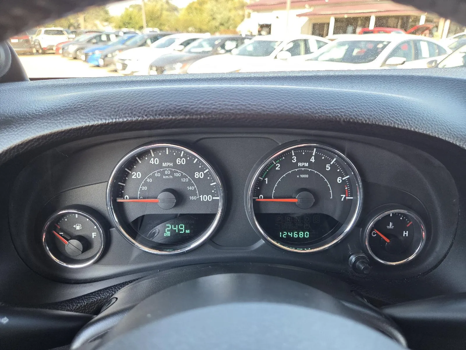 Jeep Wrangler photo 19