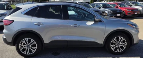More photos of 2022 Ford Escape Hybrid SEL at Capital City Motor Company, IA