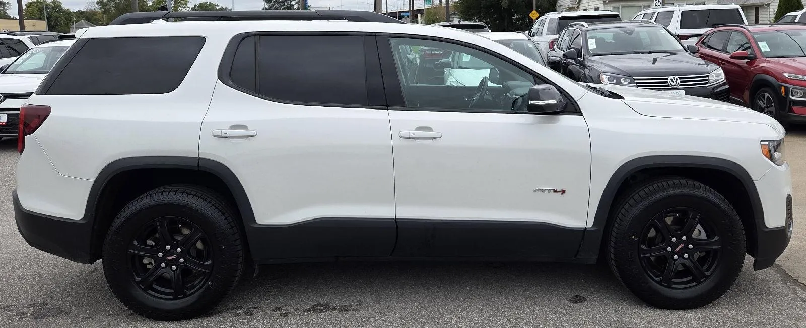 2020 GMC Acadia AT4 photo 6