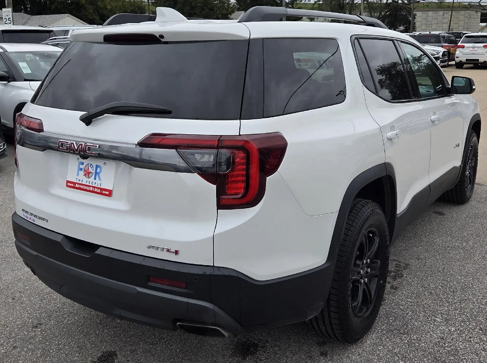2020 GMC Acadia AT4 photo 7