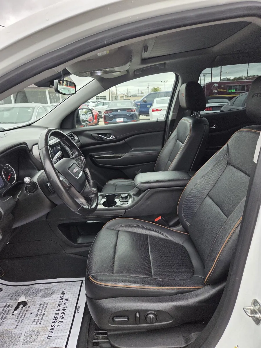 2020 GMC Acadia AT4 photo 14