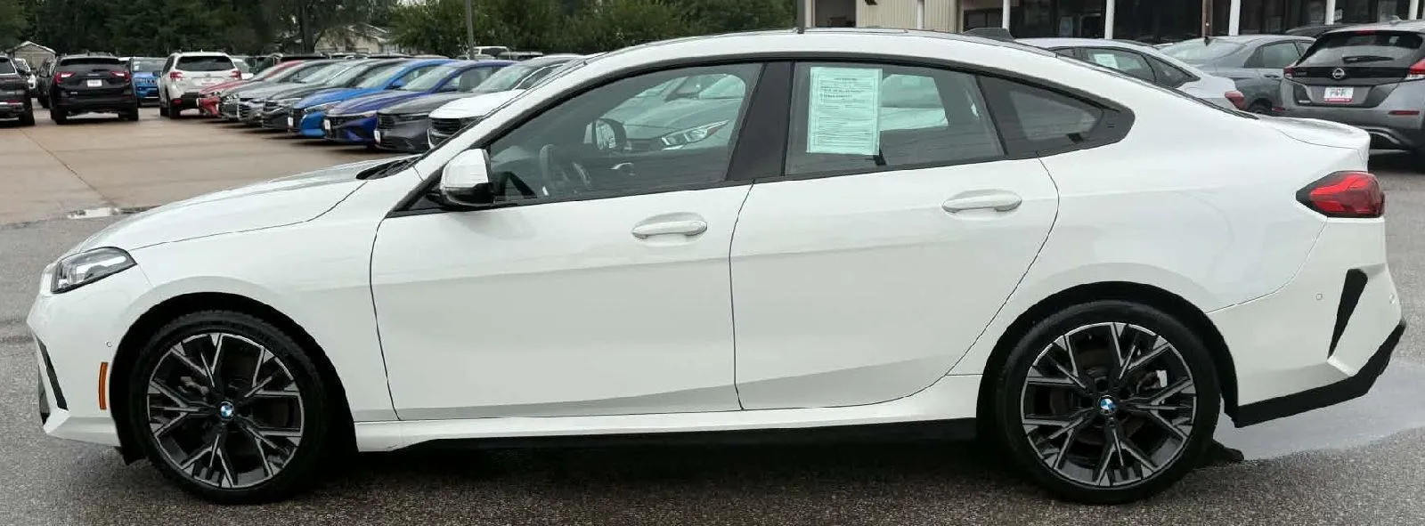 BMW 2 Series photo 5