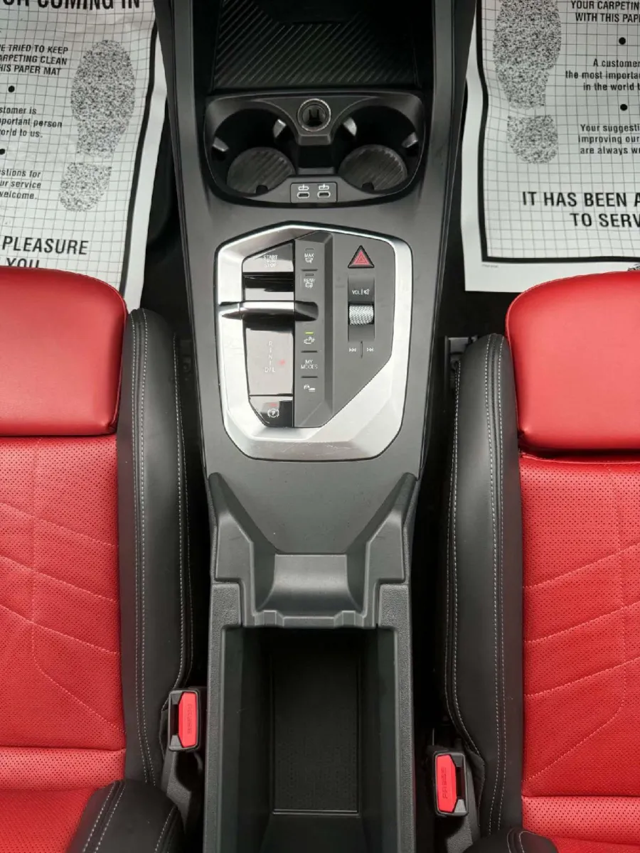 BMW 2 Series photo 22
